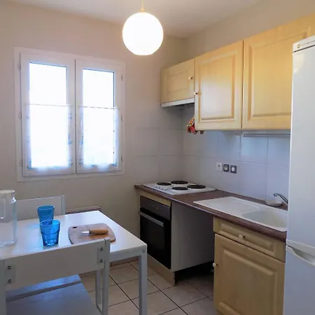 Apartment - Avec Emplacement Ideal - Terrasse - Garage Privatif *