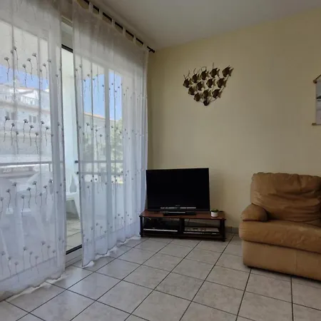 - Avec Emplacement Ideal - Terrasse - Garage Privatif Apartamento Royan