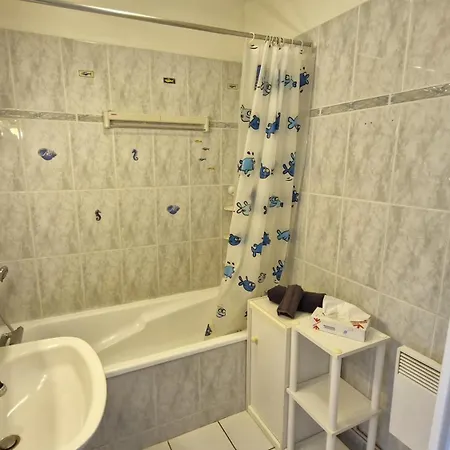 - Avec Emplacement Ideal - Terrasse - Garage Privatif 아파트 *