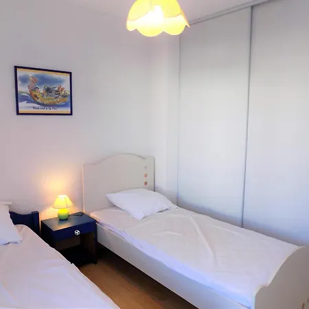 Apartamento - Avec Emplacement Ideal - Terrasse - Garage Privatif *
